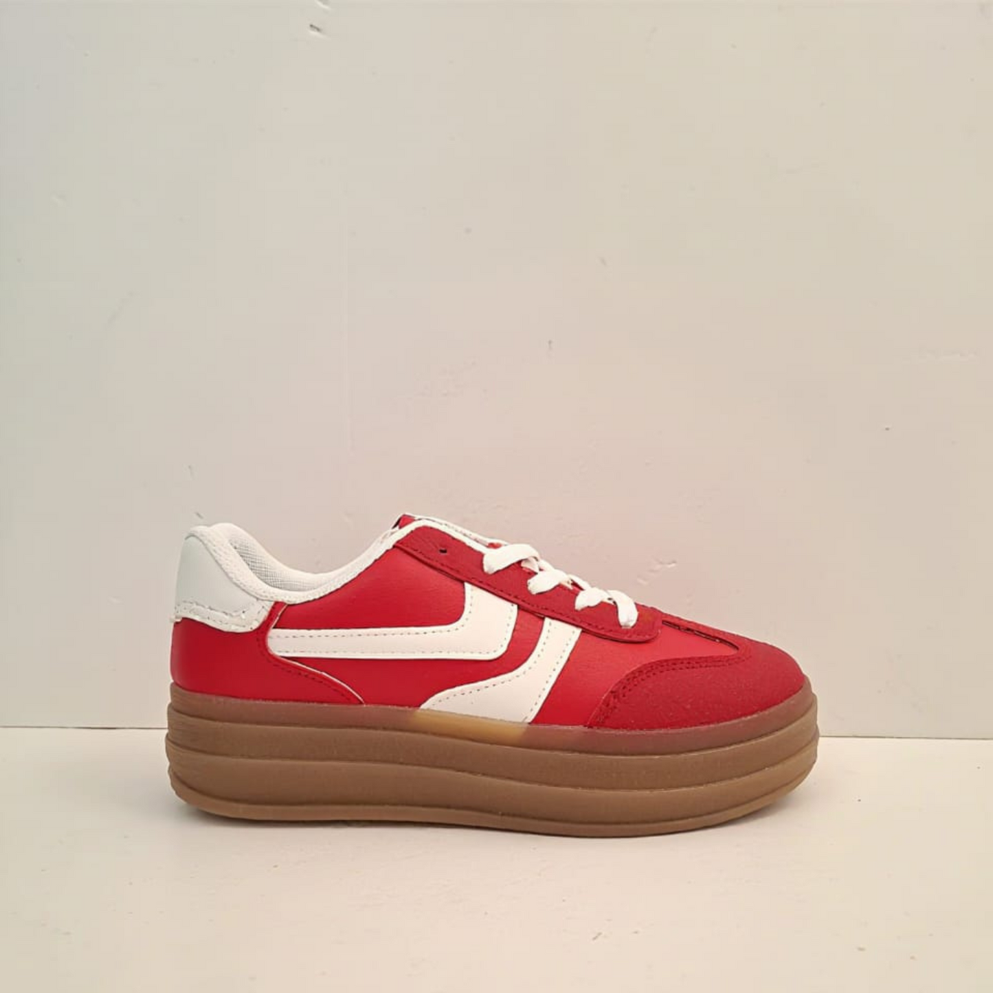 Zapatilla Mujer "Pasión Roja"
