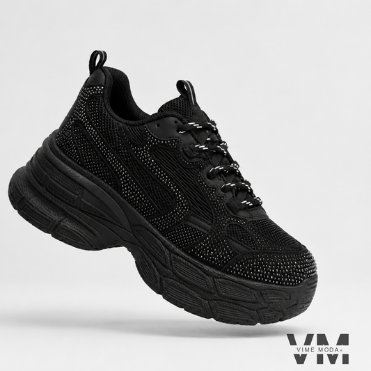 Zapatilla mujer Shine Black negra con diseño deportivo, detalles texturizados y suela gruesa