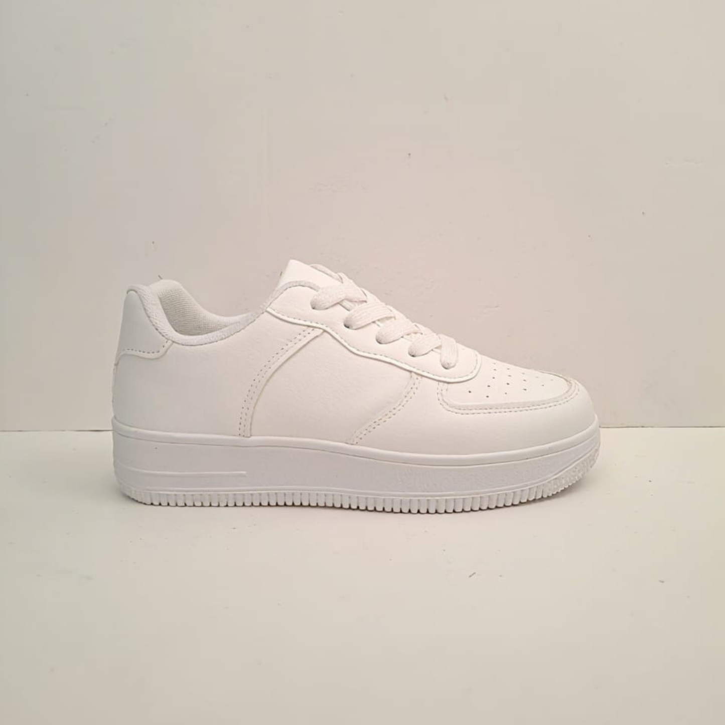 Zapatilla Mujer Blanca Esencial