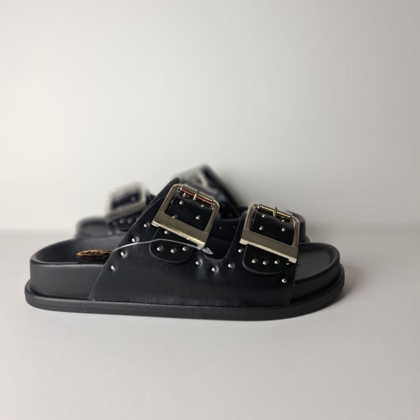sandalias mujer negras con tacas en chile vime moda
