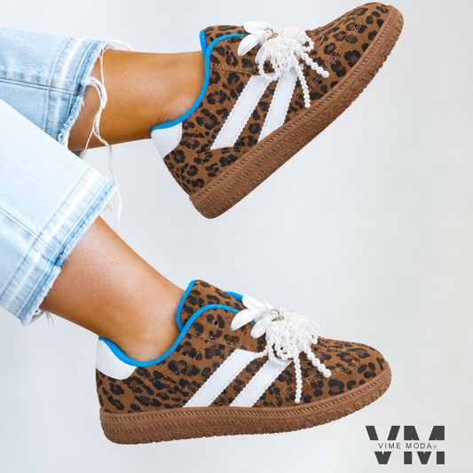 Zapatilla mujer Savannah Animal Print con estampado animal, detalles blancos y suela color café