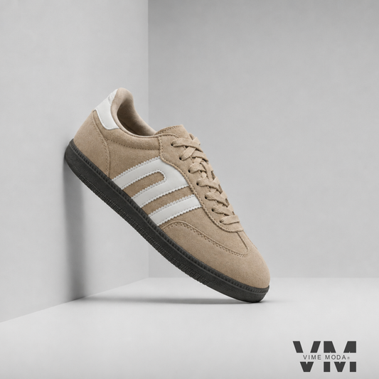 Zapatilla mujer Urban Classic Beige color beige con detalles blancos y suela oscura