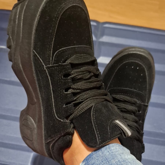Zapatillas mujer plataforma negras outfit urbano Vime Moda  Chile